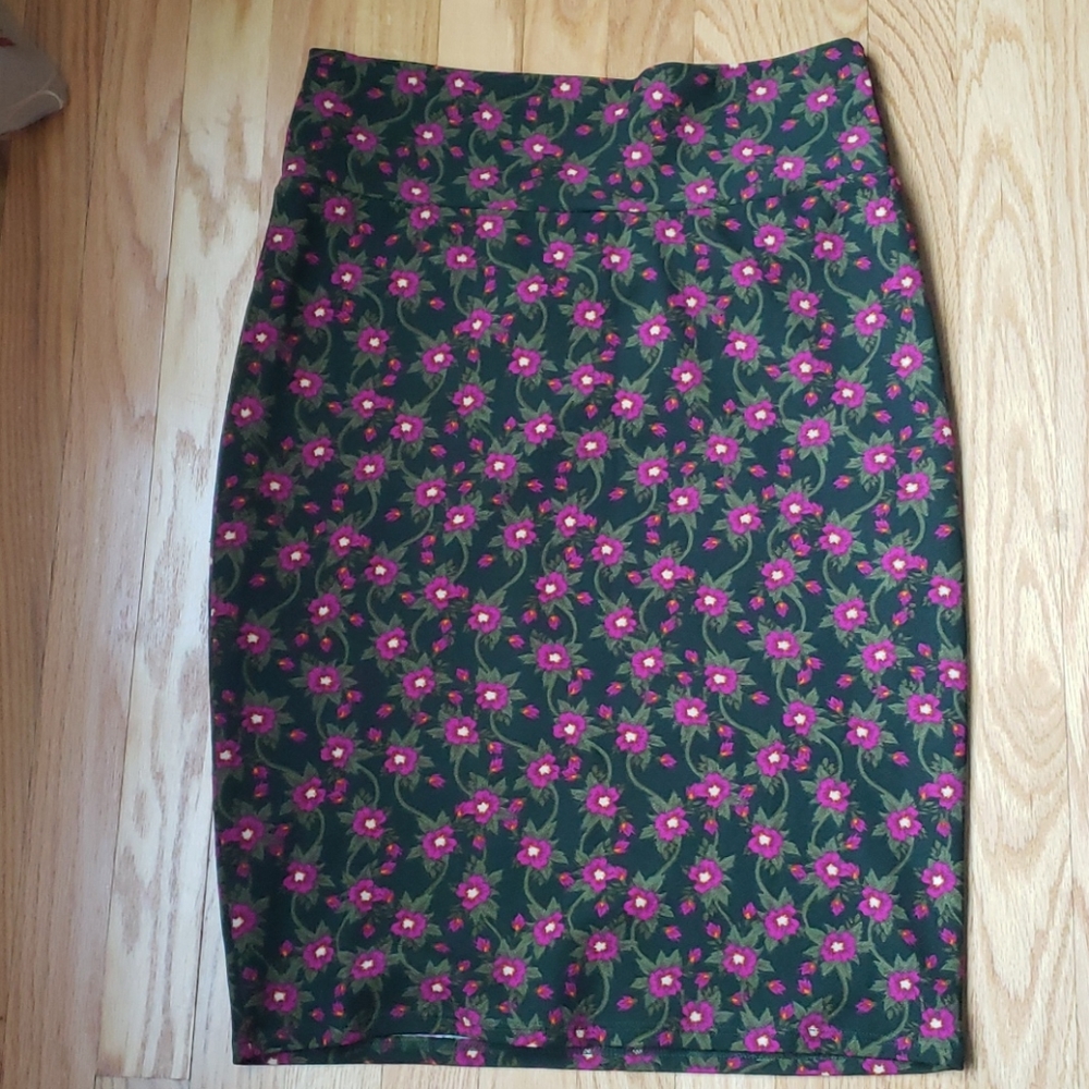 LuLaRoe Cassie skirt